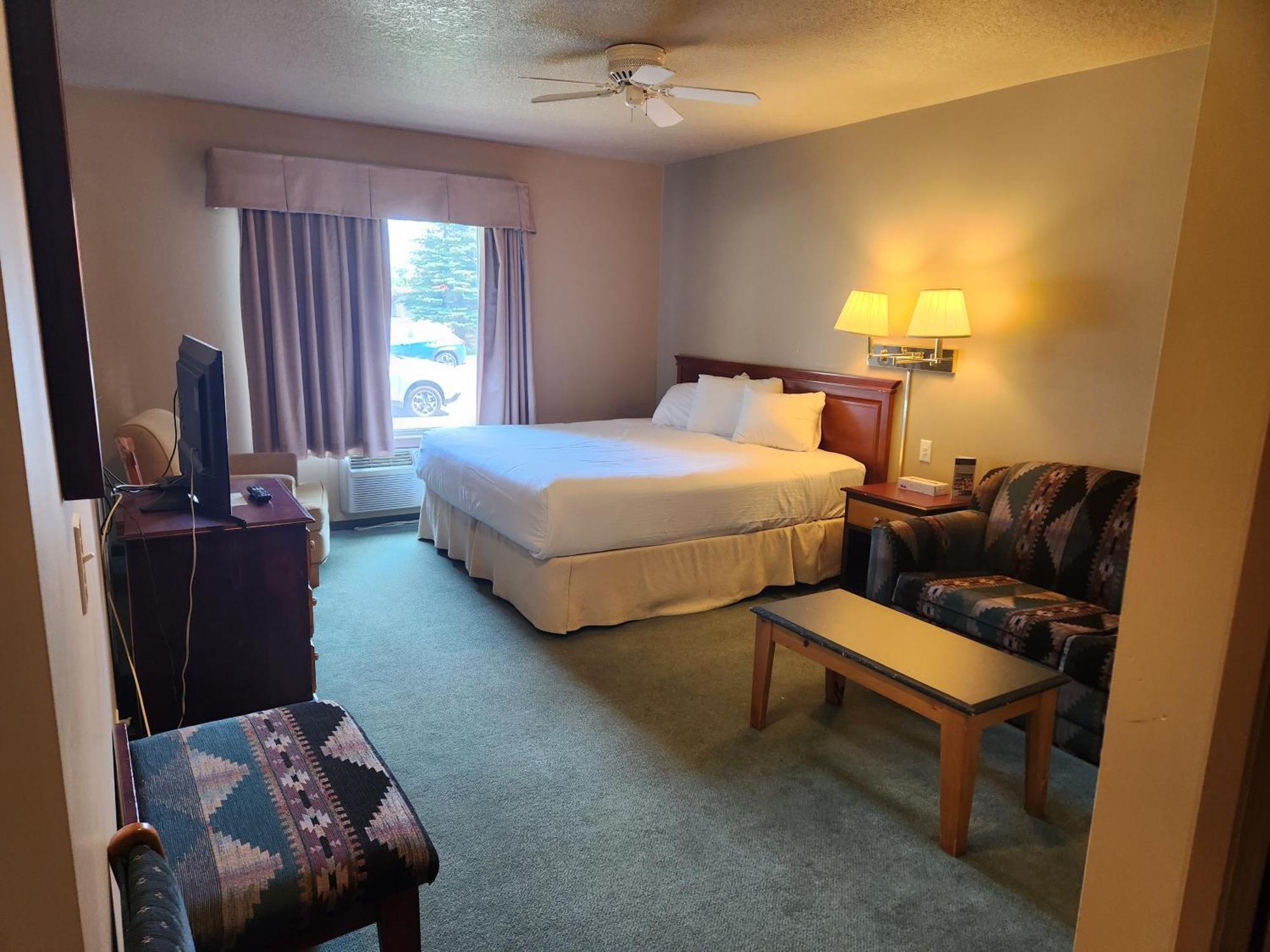 Waterton Lakes Lodge Resort エクステリア 写真