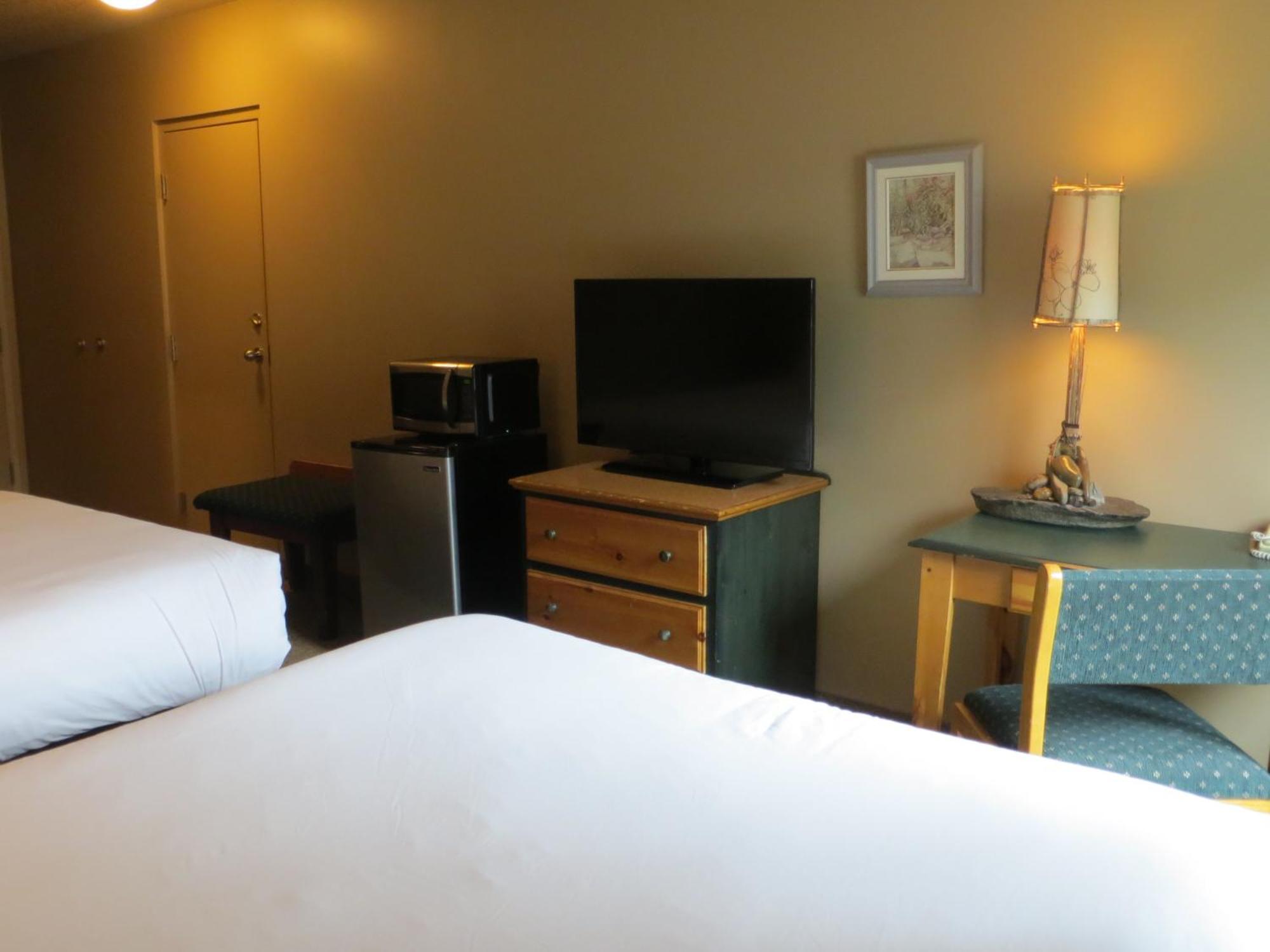 Waterton Lakes Lodge Resort 部屋 写真